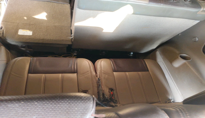 2012 Mahindra XUV500 W8, Diesel, Manual, 1,09,740 km, interior