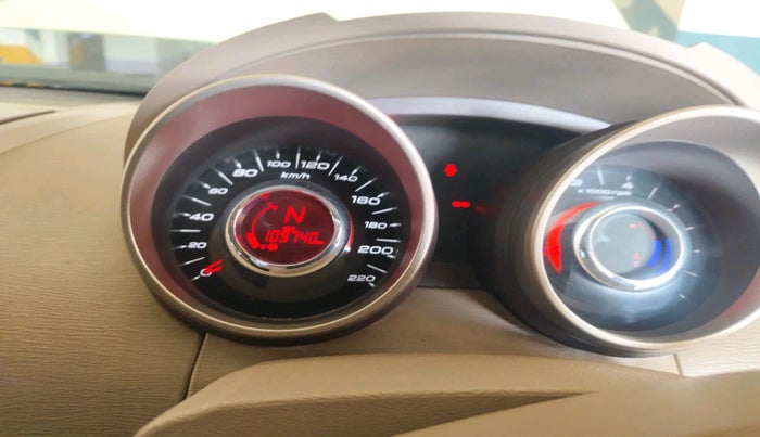 2012 Mahindra XUV500 W8, Diesel, Manual, 1,09,740 km, interior