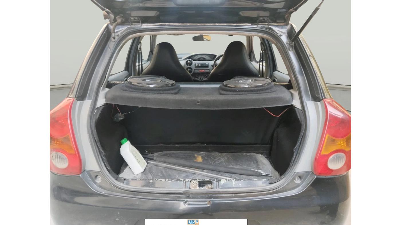 2012 Toyota Etios Liva GD, Diesel, Manual, 2,40,218 km, exterior