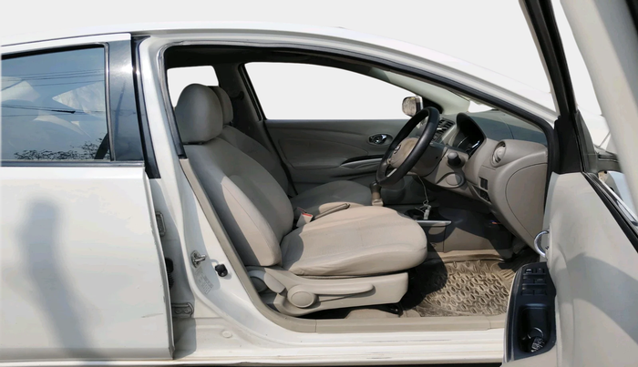 2012 Nissan Sunny XV DIESEL, Diesel, Manual, 1,35,581 km, interior