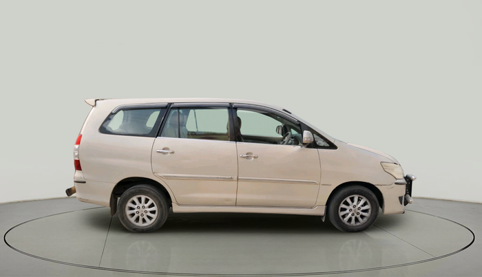 2012 Toyota Innova VX 2.5 7 STR, Diesel, Manual, 2,18,419 km, exterior