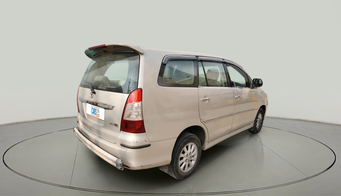 2012 Toyota Innova VX 2.5 7 STR, Diesel, Manual, 2,18,419 km, exterior