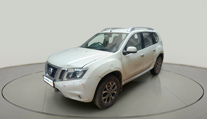 2014 Nissan Terrano XV D THP PREMIUM 110 PS, Diesel, Manual, 1,21,955 km, exterior