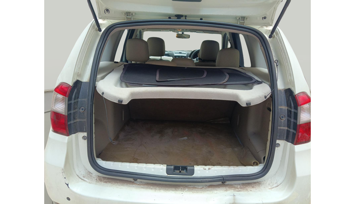 2014 Nissan Terrano XV D THP PREMIUM 110 PS, Diesel, Manual, 1,21,955 km, exterior