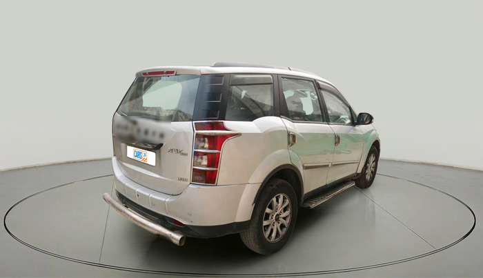 2015 Mahindra XUV500 W10, Diesel, Manual, 1,33,269 km, exterior