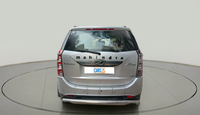 2015 Mahindra XUV500 W10, Diesel, Manual, 1,33,269 km, exterior