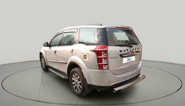 2015 Mahindra XUV500 W10, Diesel, Manual, 1,33,269 km, exterior