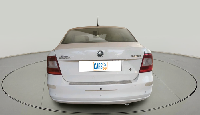 2015 Skoda Rapid 1.5 TDI CR ELEGANCE PLUS, Diesel, Manual, 1,22,387 km, exterior