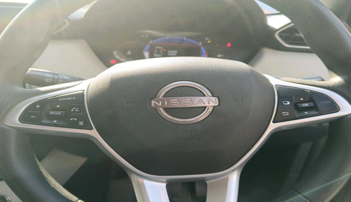 2022 Nissan MAGNITE XV TURBO CVT, Petrol, Automatic, 42,451 km, interior