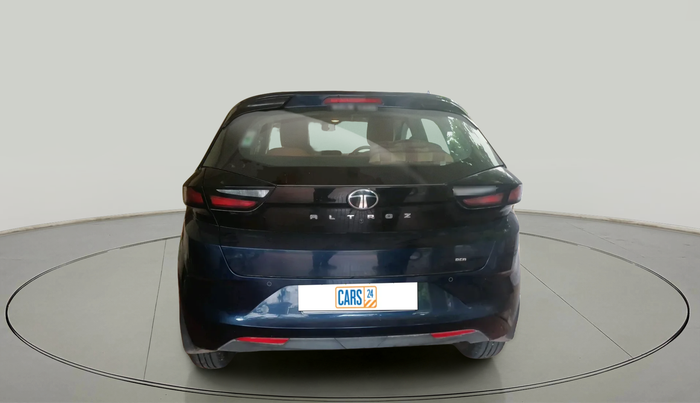2024 Tata ALTROZ XTA, Petrol, Automatic, 13,797 km, exterior