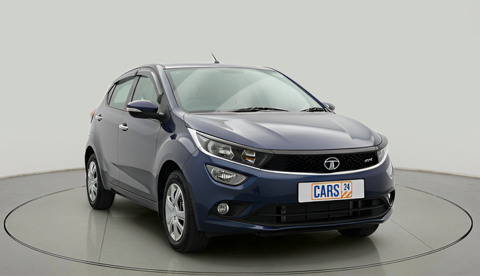2024 Tata ALTROZ XTA, Petrol, Automatic, 13,797 km, exterior
