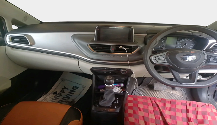 2024 Tata ALTROZ XTA, Petrol, Automatic, 13,797 km, interior