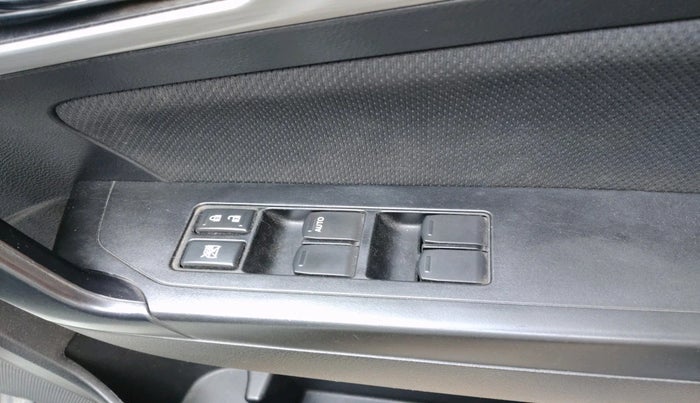 2018 Maruti Vitara Brezza ZDI AMT, Diesel, Automatic, 82,959 km, interior