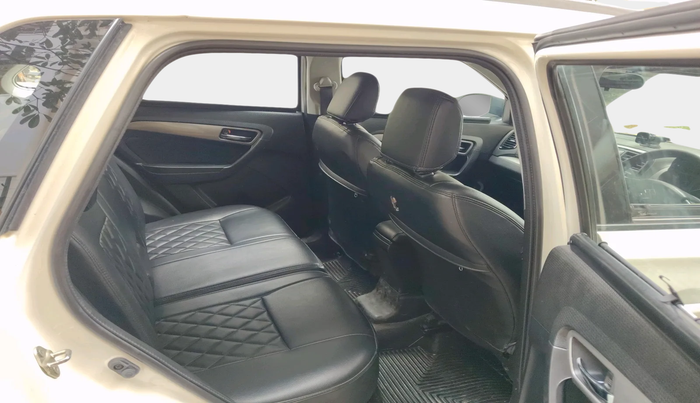 2018 Maruti Vitara Brezza ZDI AMT, Diesel, Automatic, 82,959 km, interior