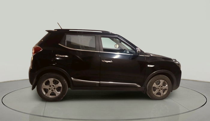 2020 Mahindra XUV300 W6 1.2 PETROL, Petrol, Manual, 39,393 km, exterior