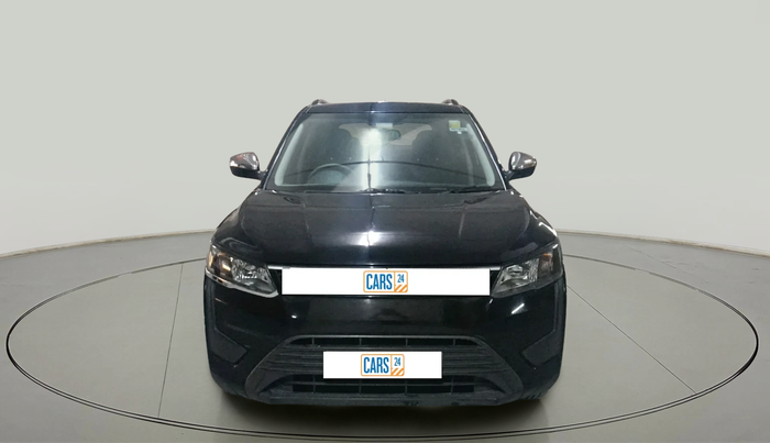 2020 Mahindra XUV300 W6 1.2 PETROL, Petrol, Manual, 39,393 km, exterior