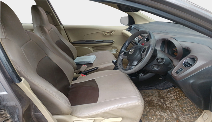 2013 Honda Amaze 1.5L I-DTEC S, Diesel, Manual, 1,13,003 km, interior