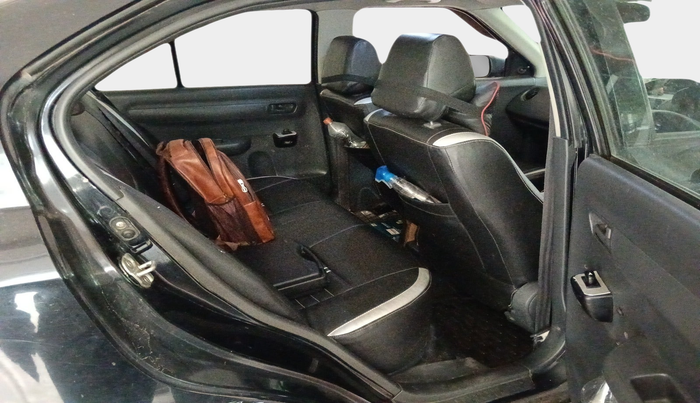 2010 Maruti Swift Dzire LXI, Petrol, Manual, 1,42,360 km, interior