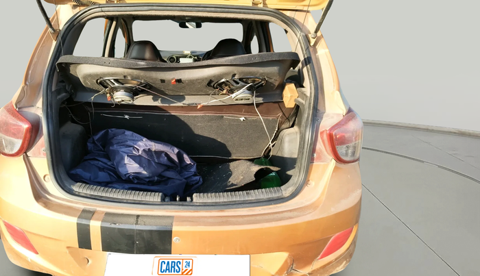 2014 Hyundai Grand i10 MAGNA 1.1 CRDI, Diesel, Manual, 1,82,080 km, exterior