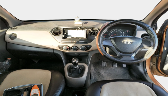 2014 Hyundai Grand i10 MAGNA 1.1 CRDI, Diesel, Manual, 1,82,080 km, interior