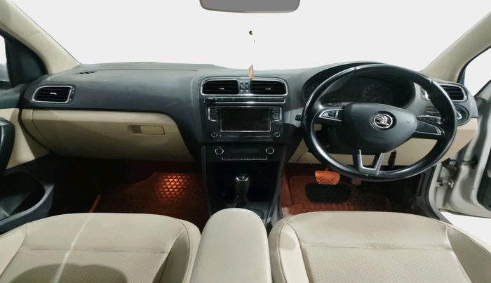 2017 Skoda Rapid STYLE 1.5 TDI AT, Diesel, Automatic, 1,61,166 km, interior