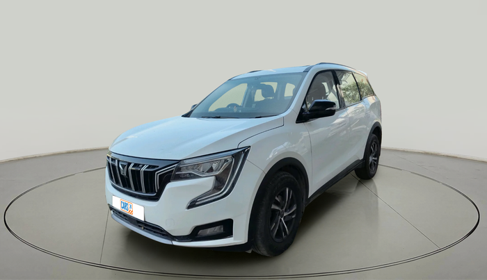 2022 Mahindra XUV700 AX 5 P AT 5 STR, Petrol, Automatic, 25,547 km, exterior