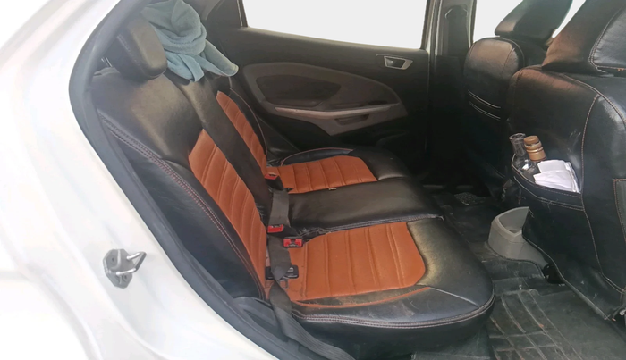 2015 Ford Ecosport TITANIUM 1.5L DIESEL, Diesel, Manual, 1,44,091 km, interior