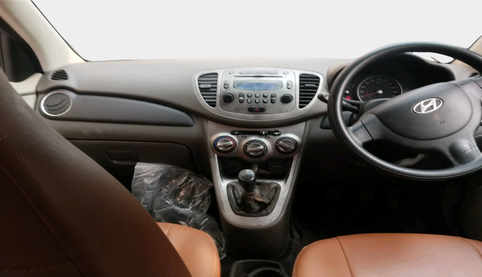 2013 Hyundai i10 SPORTZ 1.2, Petrol, Manual, 86,283 km, interior