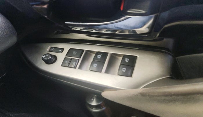 2019 Toyota Innova Crysta 2.8 ZX AT 7 STR, Diesel, Automatic, 1,98,410 km, interior