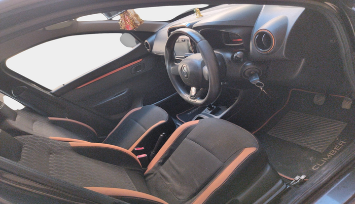 2017 Renault Kwid CLIMBER 1.0 AMT, Petrol, Automatic, 86,859 km, interior