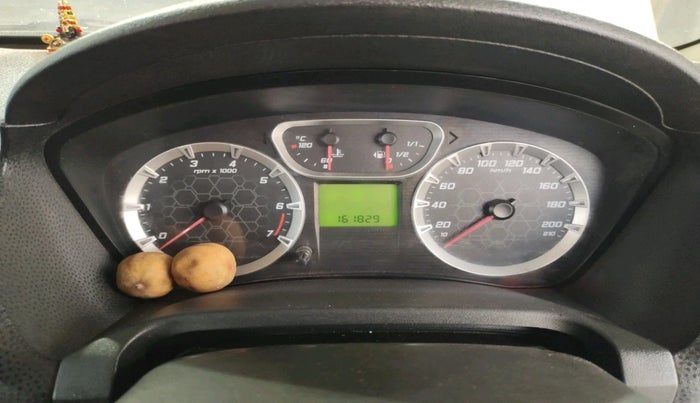 2011 Ford Fiesta SXI 1.6 PETROL, Petrol, Manual, 1,61,829 km, interior