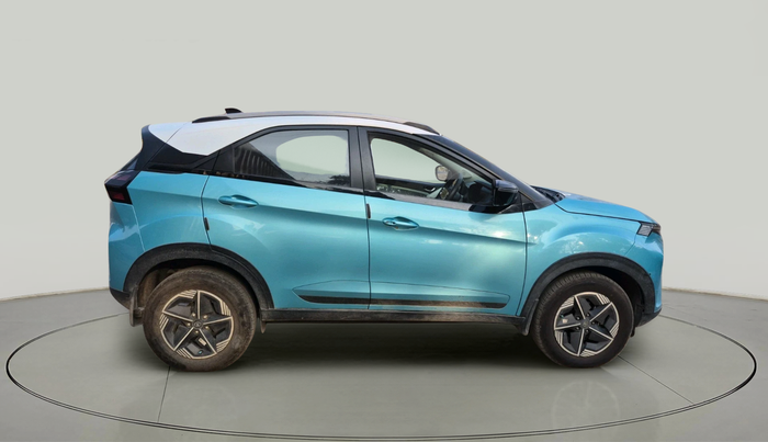 2024 Tata NEXON CREATIVE + SUNROOF 1.5 DIESEL, Diesel, Manual, 14,235 km, exterior