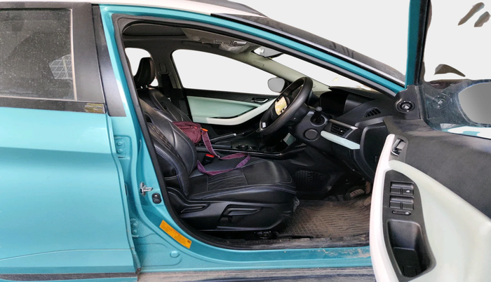 2024 Tata NEXON CREATIVE + SUNROOF 1.5 DIESEL, Diesel, Manual, 14,235 km, interior