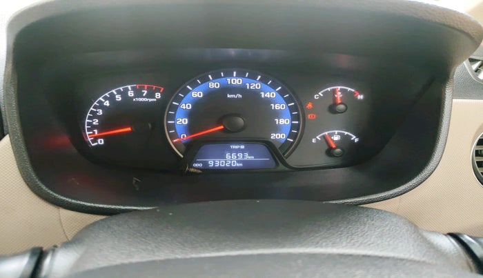 2016 Hyundai Xcent S 1.2, Petrol, Manual, 93,020 km, interior