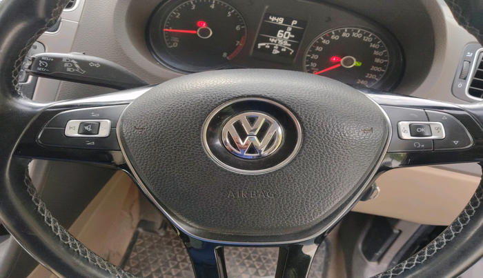 2016 Volkswagen Vento HIGHLINE PETROL AT, Petrol, Automatic, 44,759 km, interior