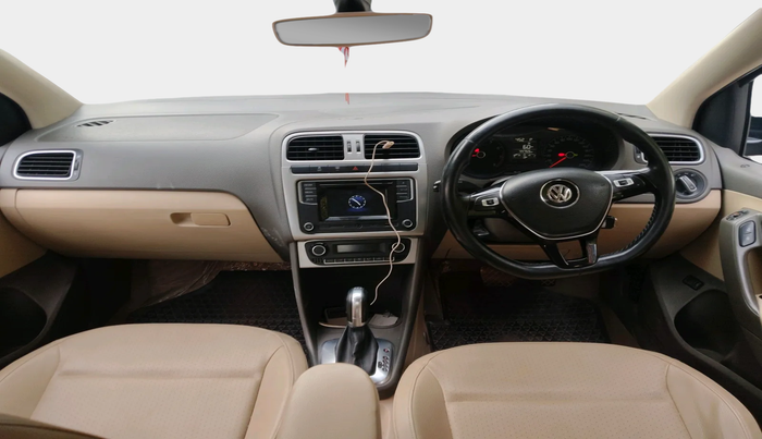 2016 Volkswagen Vento HIGHLINE PETROL AT, Petrol, Automatic, 44,759 km, interior