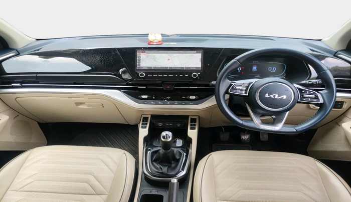 2022 KIA CARENS LUXURY PLUS 1.4 PETROL 7 STR, Petrol, Manual, 55,924 km, interior