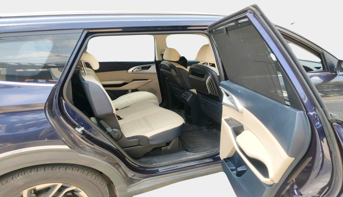 2022 KIA CARENS LUXURY PLUS 1.4 PETROL 7 STR, Petrol, Manual, 55,924 km, interior