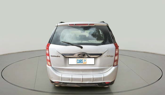 2015 Mahindra XUV500 W10, Diesel, Manual, 1,60,220 km, exterior