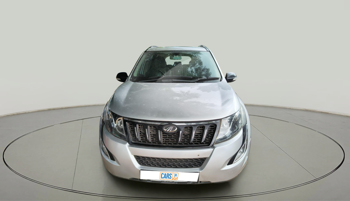 2015 Mahindra XUV500 W10, Diesel, Manual, 1,60,220 km, exterior