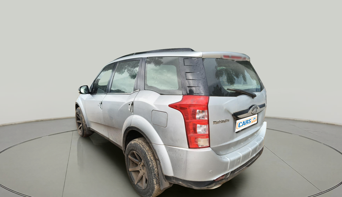 2015 Mahindra XUV500 W10, Diesel, Manual, 1,60,220 km, exterior