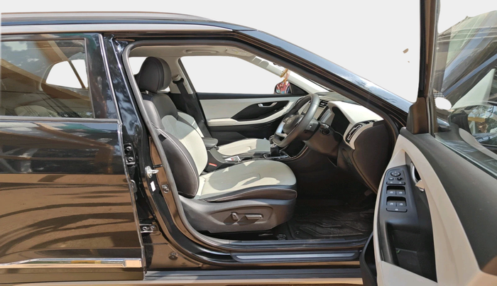 2022 Hyundai Creta SX (O) 1.5 DIESEL, Diesel, Manual, 25,327 km, interior