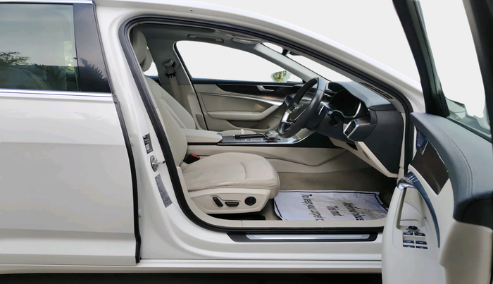 2019 Audi A6 45 TFSI PREMIUM PLUS, Petrol, Automatic, 64,398 km, interior