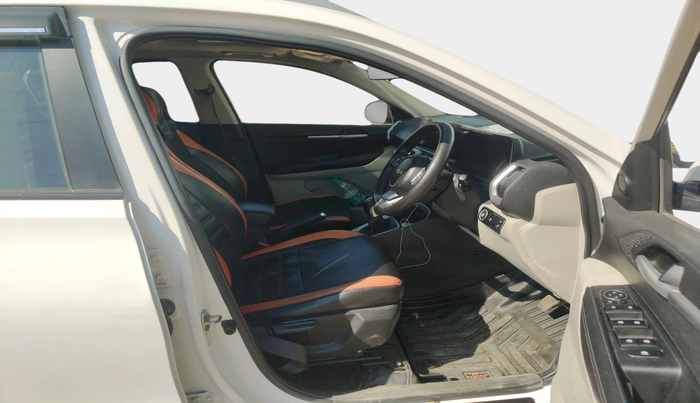 2021 KIA SONET HTX 1.0 IMT, Petrol, Manual, 84,325 km, interior