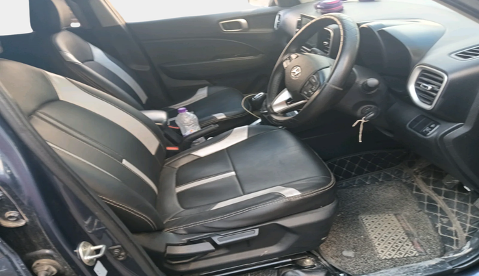 2019 Hyundai VENUE SX 1.0 TURBO, Petrol, Manual, 49,185 km, interior