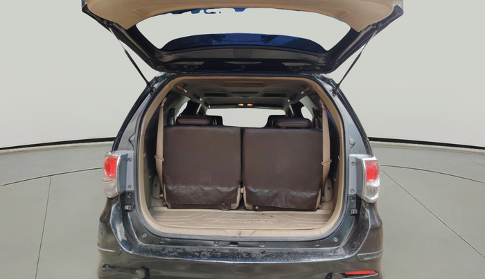 2012 Toyota Fortuner 3.0 4X2 AT, Diesel, Automatic, 1,57,959 km, exterior