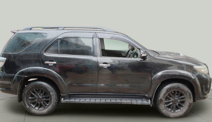 2012 Toyota Fortuner 3.0 4X2 AT, Diesel, Automatic, 1,57,959 km, exterior