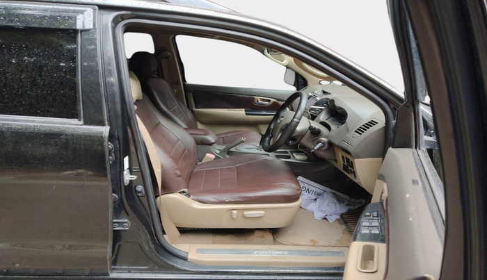 2012 Toyota Fortuner 3.0 4X2 AT, Diesel, Automatic, 1,57,959 km, interior