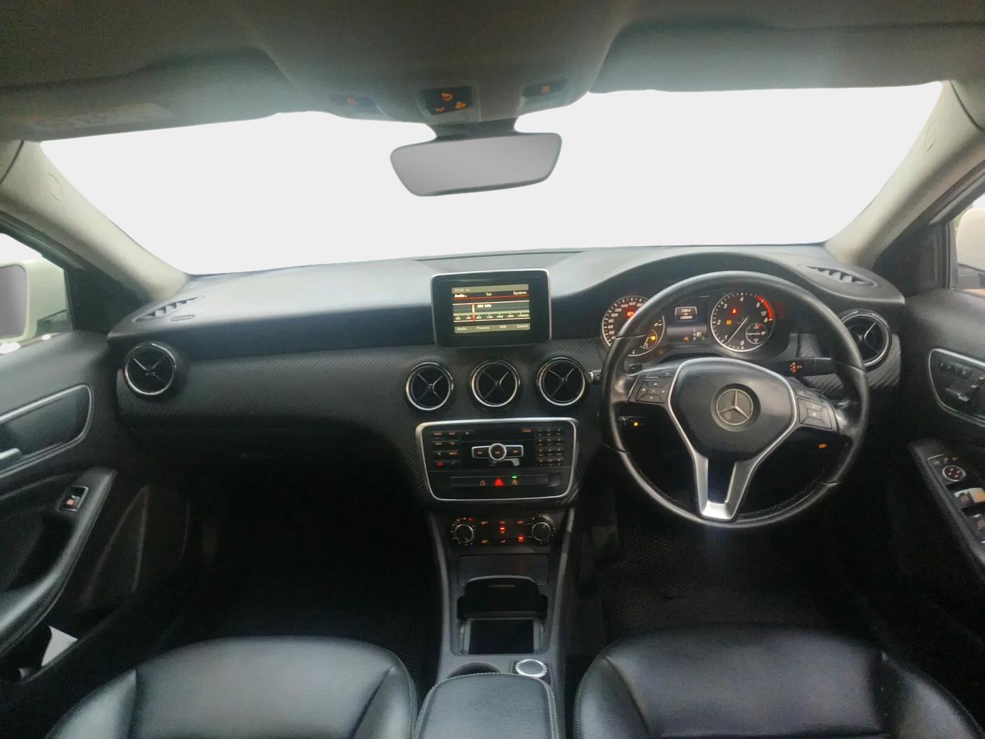 2015 Mercedes Benz GLA Class 200 CDI SPORT, Diesel, Automatic, 1,30,555 km, interior