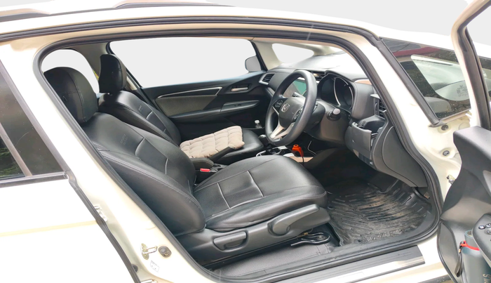 2019 Honda WR-V 1.5L I-DTEC VX MT, Diesel, Manual, 1,01,105 km, interior
